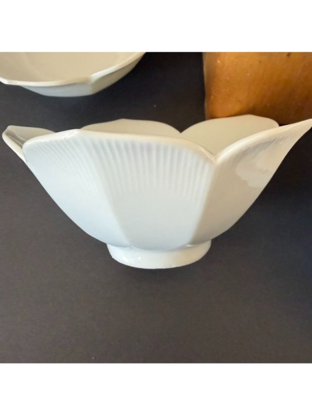 Set Of 4 Vintage 6" White Lotus Bowls Made In Japan elegant versatile